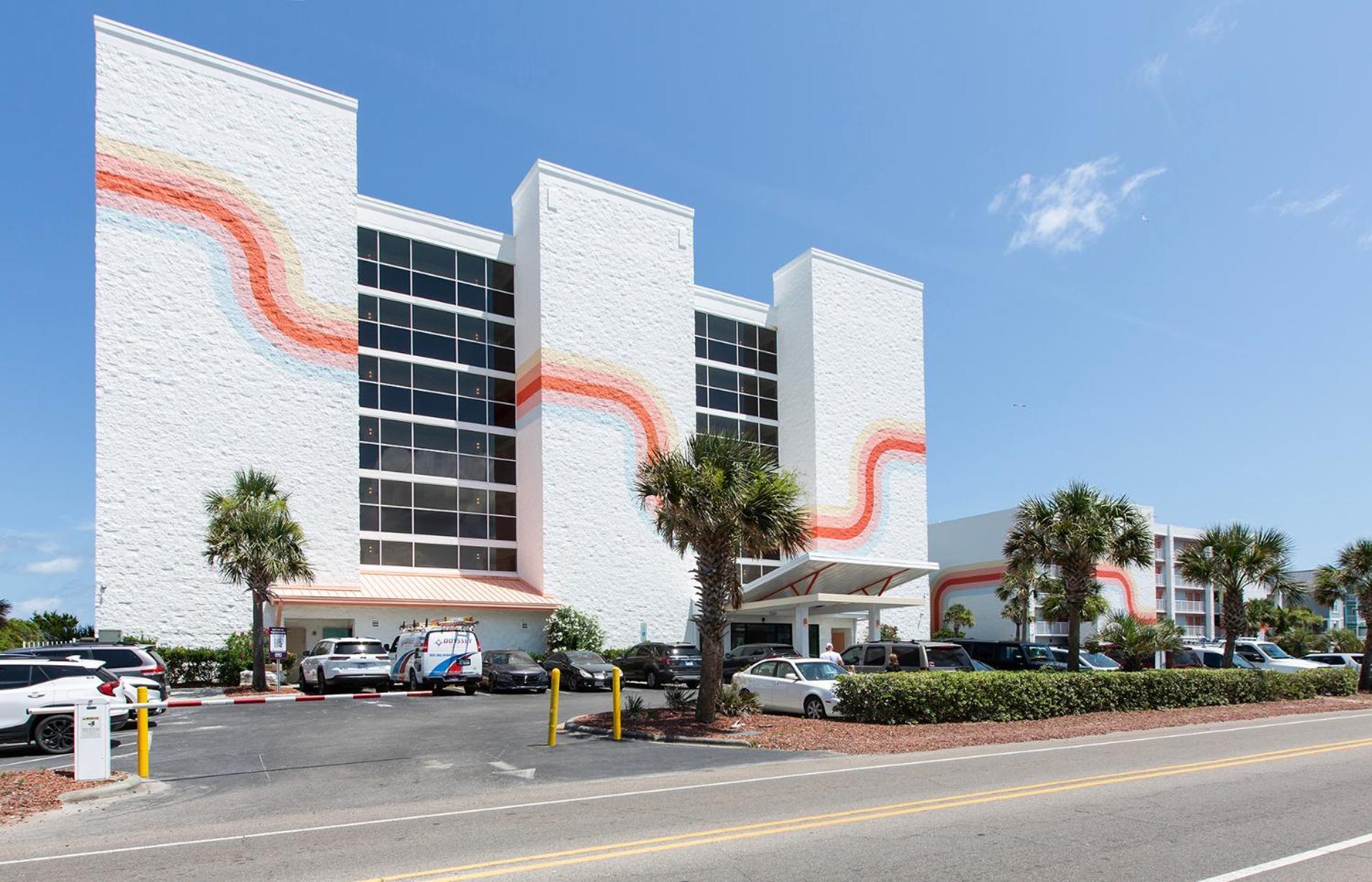 Golden Sands Carolina Beach Oceanfront, Tapestry By Hilton Exterior photo